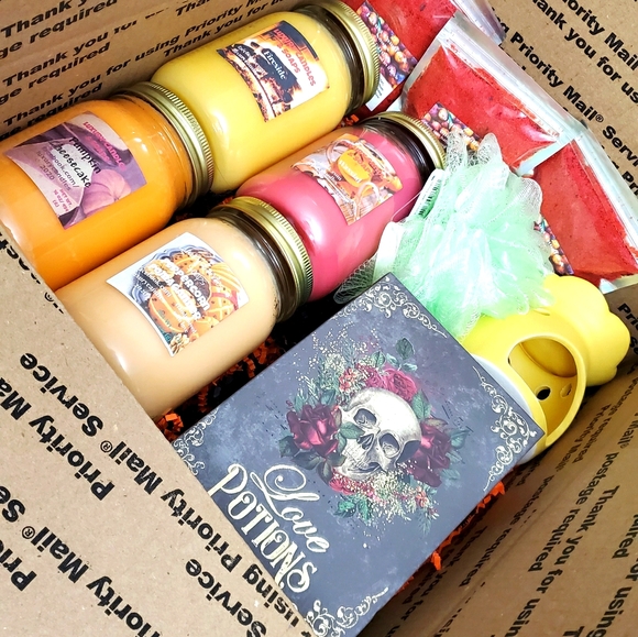 Fall gift box $150